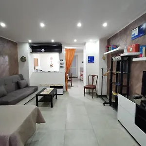 Apartman Siciliano, Catania-Fontanarossai nemzetközi repülőtér