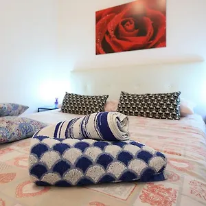 Nyaraló Home&sharm Reitani, Catania-Fontanarossai nemzetközi repülőtér